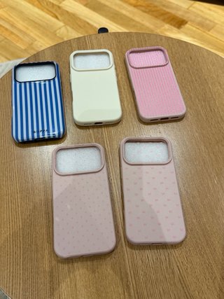 Fundas iPhone 15 Pro GUPPA