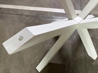 Pie de mesa de madera blanco para mesa rectangular