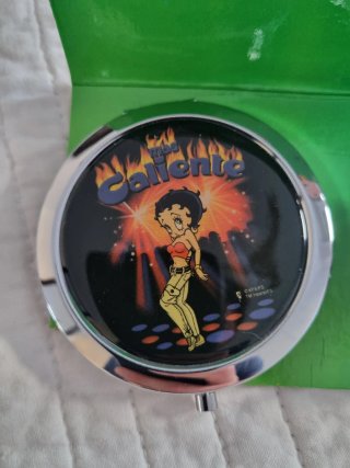 Espejo y Pastillero Betty Boop Mas Caliente