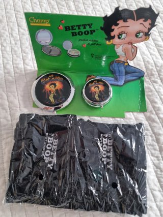 Espejo y Pastillero Betty Boop Mas Caliente