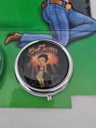 Espejo y Pastillero Betty Boop Mas Caliente