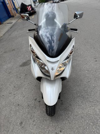 Suzuki Burgman 400 2014 solo 24.000 km