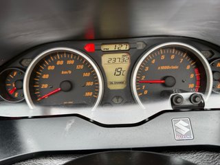 Suzuki Burgman 400 2014 solo 24.000 km