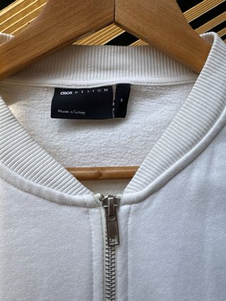 Chaqueta ASOS beige cremallera