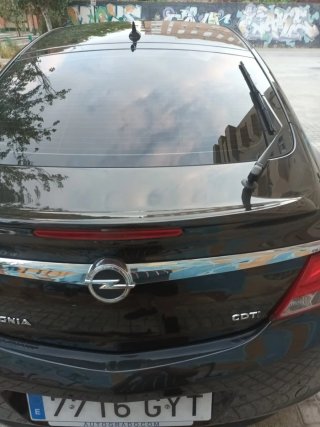 Opel Insignia 2011