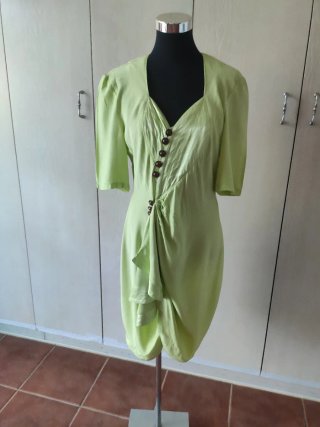 Vestido verde drapeado