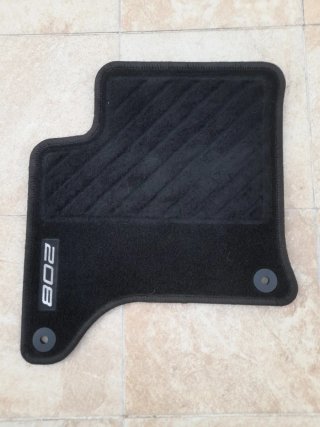 4 Alfombrillas Peugeot 208 Negras