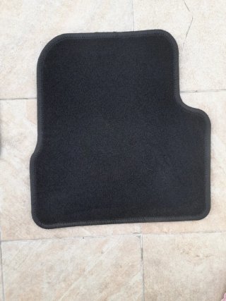 4 Alfombrillas Peugeot 208 Negras