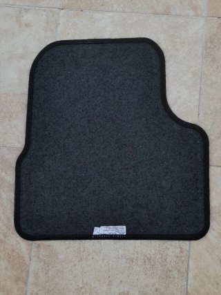 4 Alfombrillas Peugeot 208 Negras
