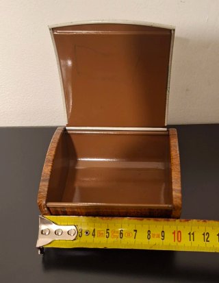 Antigua Caja Cofre de Metal Macizo Biosca - 1950C.