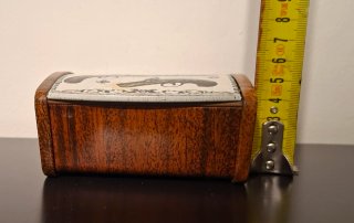 Antigua Caja Cofre de Metal Macizo Biosca - 1950C.