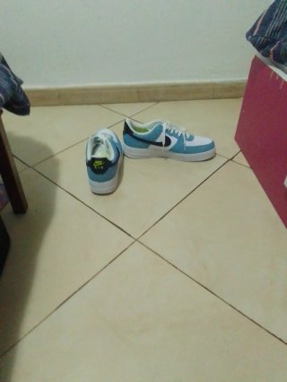 Zapatillas Nike Air Force 1 Azul y Blanco