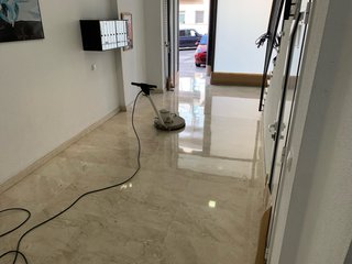 Pulidor Suelos Autónomo para Empresa Limpieza