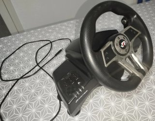 Volante FRTEC Hurricane MKII con pedales
