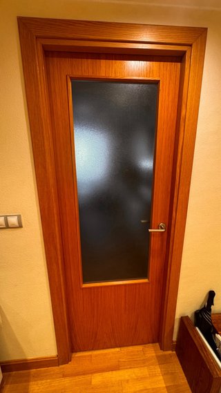 Puertas madera y cristaleras interior