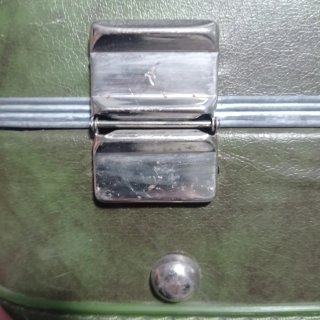 Maleta - Vanity Case verde oliva años 60