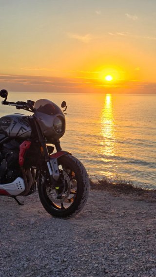 Triumph Trident 660