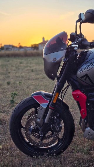 Triumph Trident 660