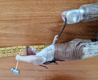 Figura Herrero Barro Yunque
