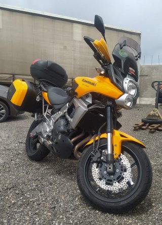 Kawasaki Versys 650. Año 2013 y 51.000 km