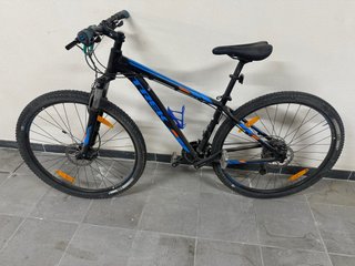 Bicicleta Trek Marlin 7 29”