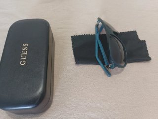 Gafas de sol Guess Teal y Negras