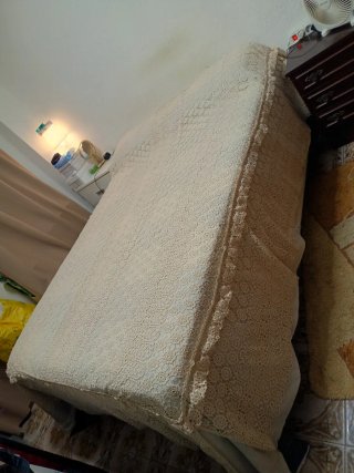 Colcha ganchillo beige 135