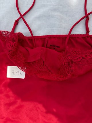 Conjunto lencero rojo encaje