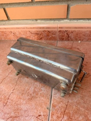 Herramienta médica antigua