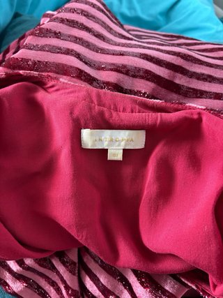 Vestido Hoss Intropia Rayas Rosas y Rojas