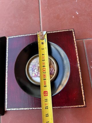 3 Cuadros con motivos antiguos