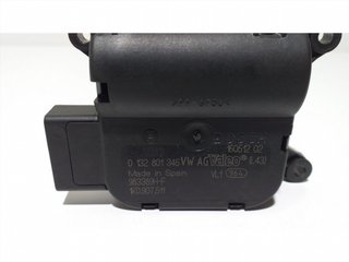 MOTOR APERTURA TRAMPILLAS CLIMATIZADOR 1K1907511