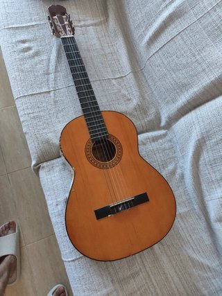Guitarra Eléctrica Roja