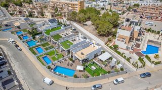Chalet en venta en Campos de Golf - Villa Martin - Los Dolses en Orihuela