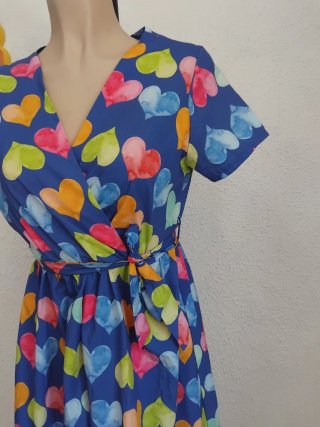 Vestido Azul con Estampado de Corazones