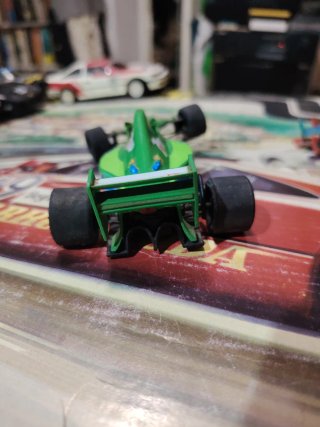 Scalextric Jordan F1 7UP