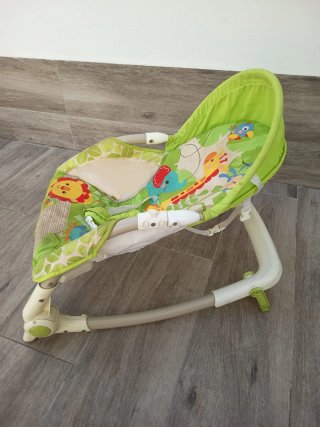 Hamaca Fisher Price para bebé con diseño de animal