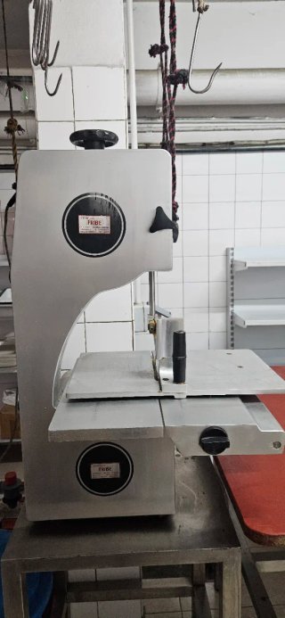 Sierra de cinta para carniceria