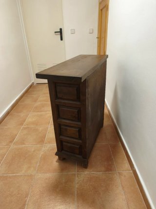 Mueble aparador de madera rústico