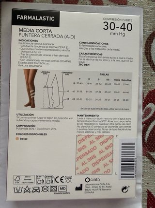 Un par Farmalastic Medias Compresión Fuerte 30-40