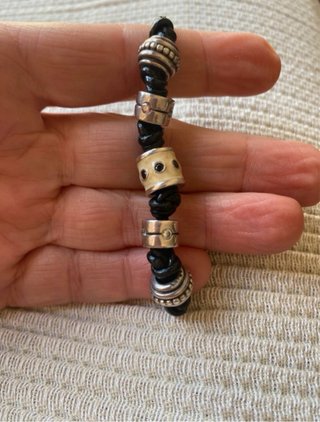 Pulsera Pandora Cuero Negro y Charms
