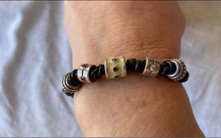 Pulsera Pandora Cuero Negro y Charms
