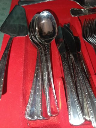 Cubertería Magefesa Vintage 76 Piezas