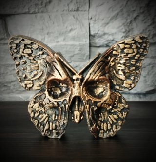 Statua Gotica Farfalla Scheletro Falena Gotico