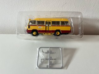 Tomica Limited Vintage Toyota Coaster LV 184c
