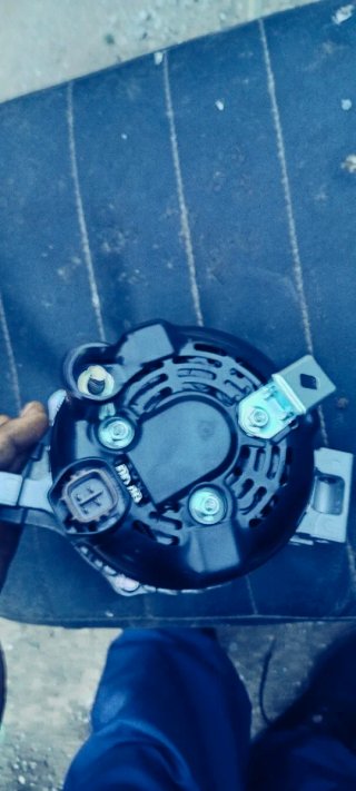 Alternador,turbo, retrovisores marca HONDA