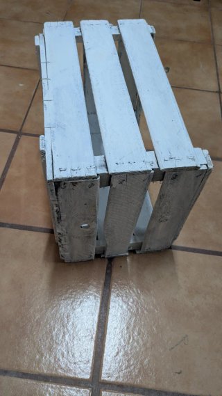 Caja de madera decorativa