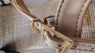 Sandali donna beige e nere