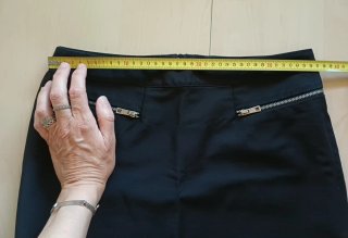 Lote 2 faldas mujer,  vaquera y negra
