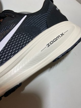 Nike Vomero 18 Scarpe da Corsa Uomo Donna